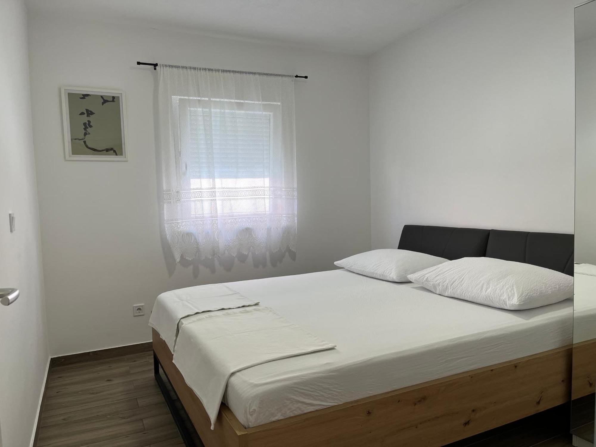 Apartmani Mlinar - Two Bedroom Apartment With Seaview Grebaštica Exteriér fotografie